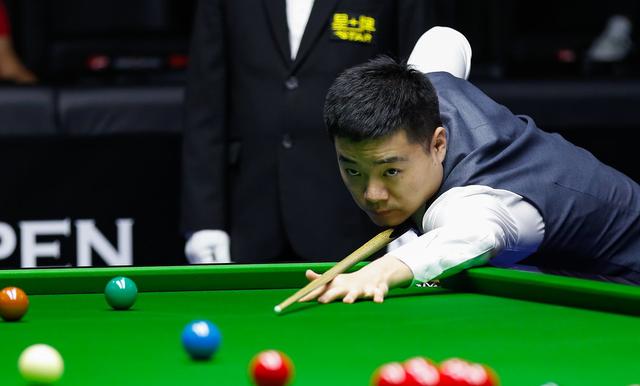 纷纷向外界 纷纷向外界