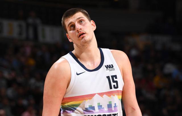 层防守下 层防守下