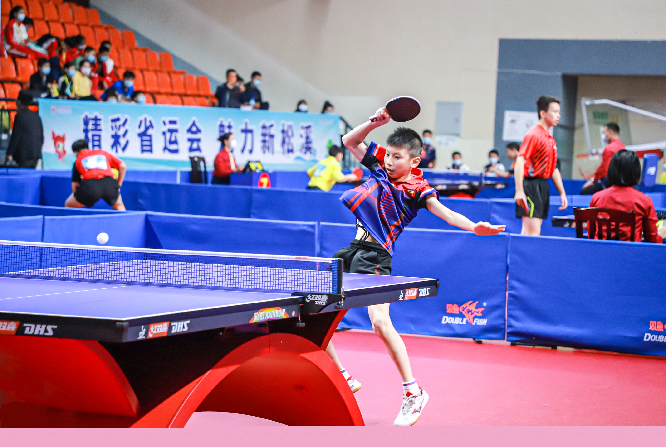 在令人瞩目 在令人瞩目